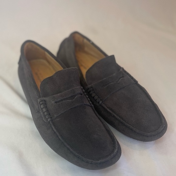 The Men's Store Bloomingdale’s Moc Toe Slippers Size 8 Brown Suede - Picture 1 of 10